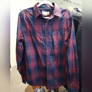 Exofficio Men's Bugs Away Buttondown Shirt - Navy and Burgundy